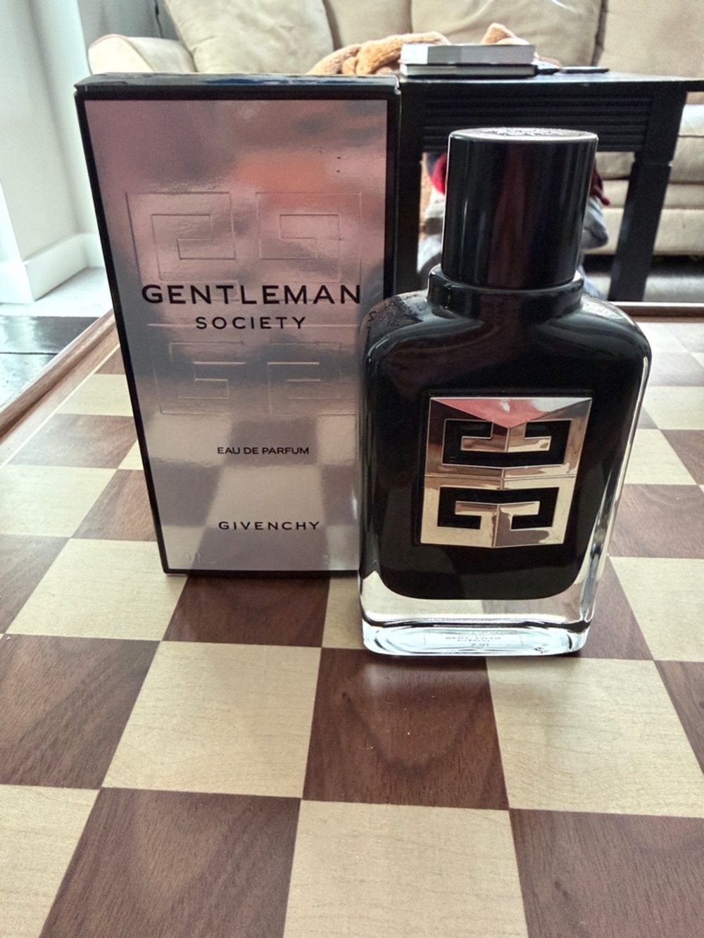 Givenchy Gentleman Society Eau de Parfum